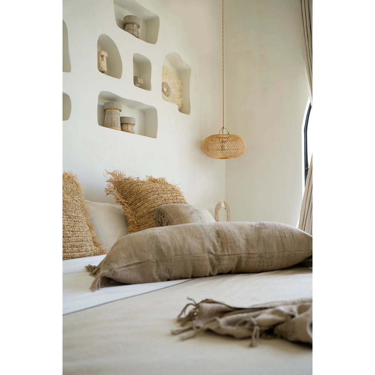 Housse de coussin longue Oh My Gee – Velours Béton – 35×100cm | Bazar Bizar