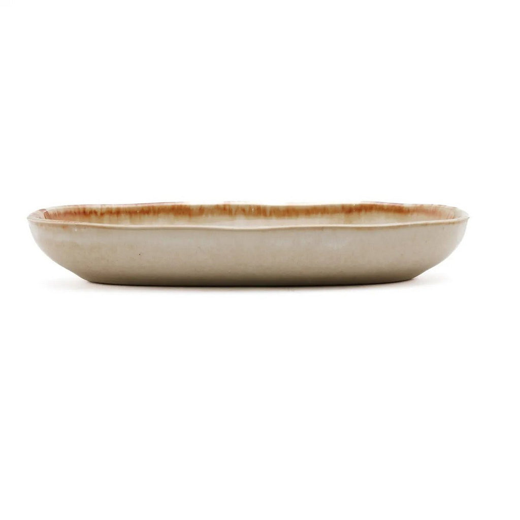 Assiette ovale en grès Cascais – Blanc Nacré Bord Ambré – S | Bazar Bizar