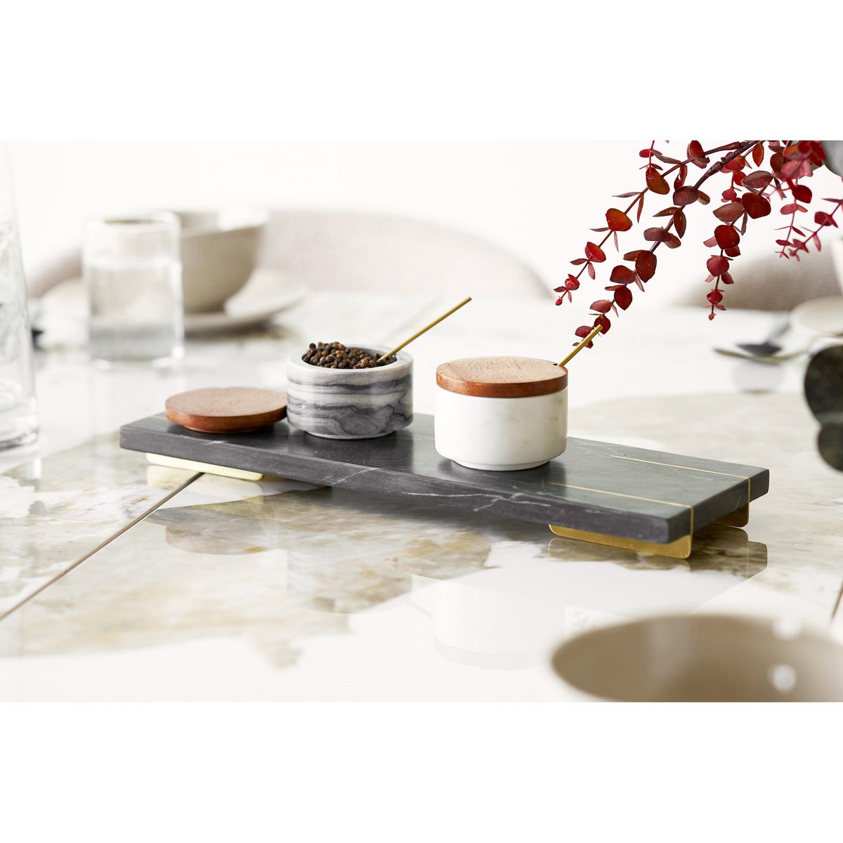 Plateau Diu en marbre noir et coloris laiton 38 × 12,5 cm