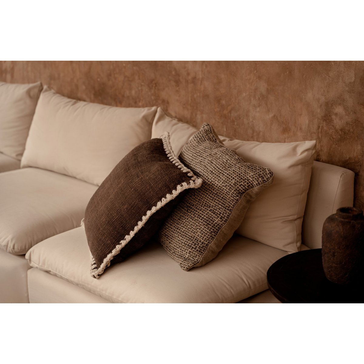 Housse de coussin en lin Grain de Lin – Noir Naturel – 50×50cm | Bazar Bizar