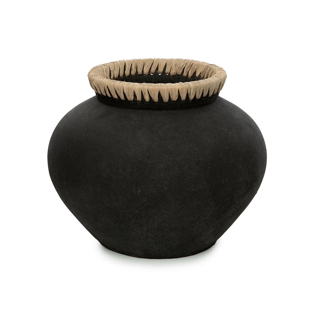 Vase en terre cuite et raphia Styly – Noir Naturel – L | Bazar Bizar