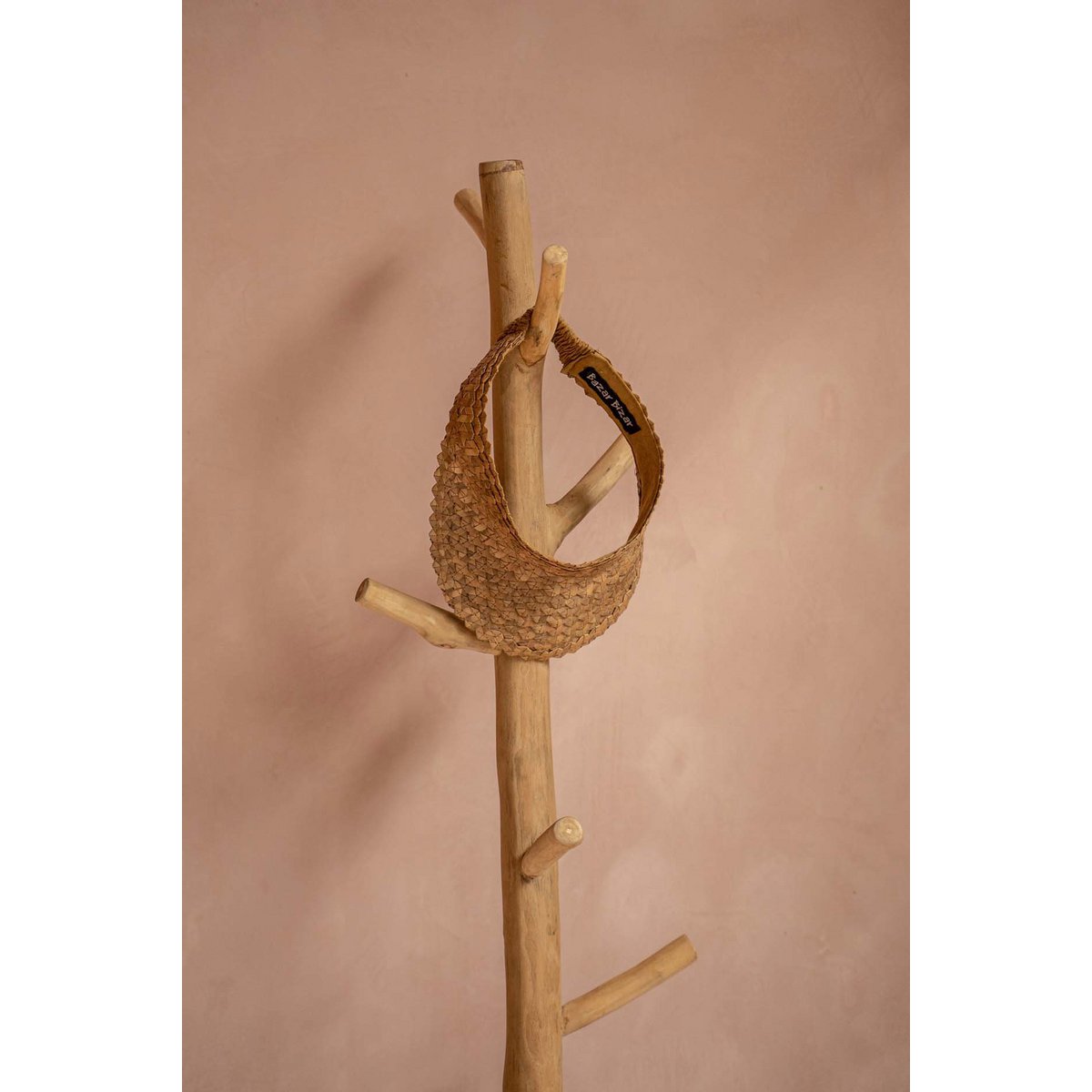 Porte-manteau en béton et teck – Naturel | Bazar Bizar