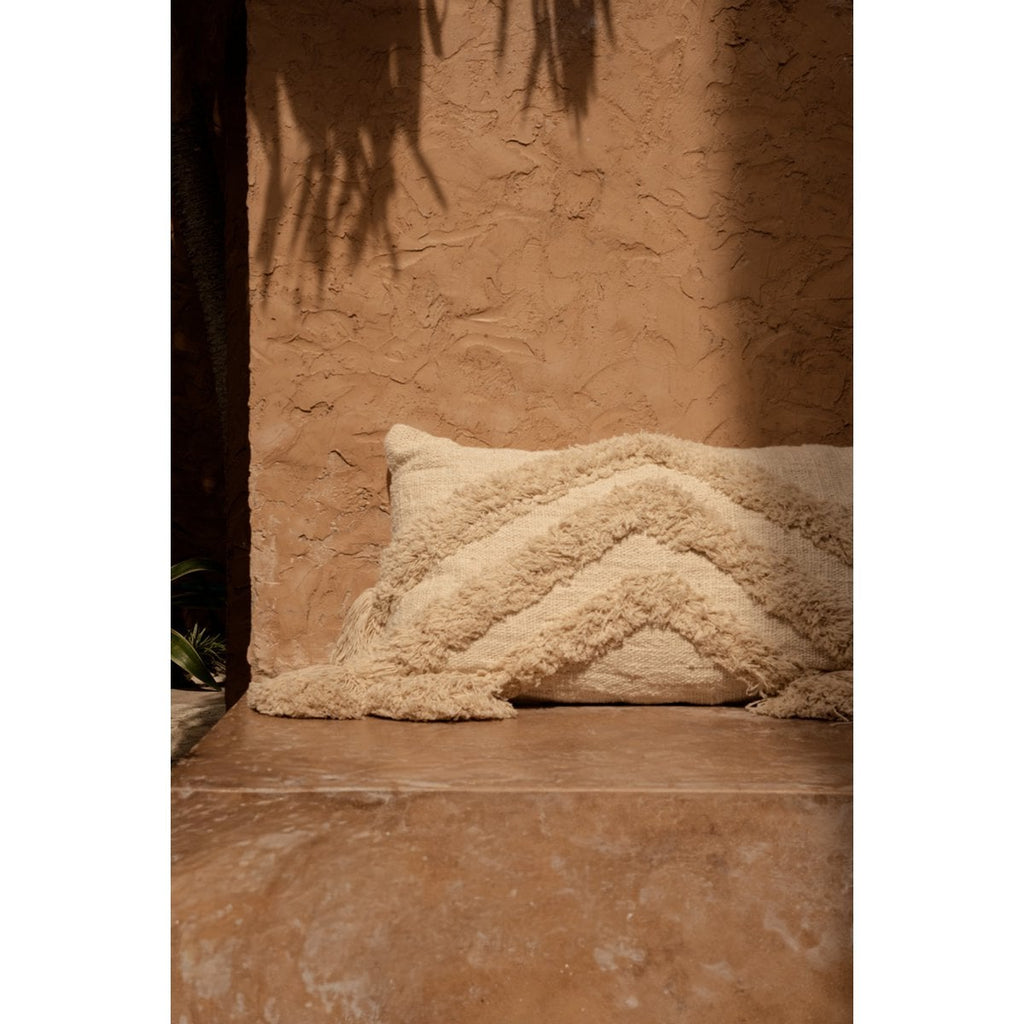 Housse de coussin à pompons Nomad – Crème – 35×60cm | Bazar Bizar
