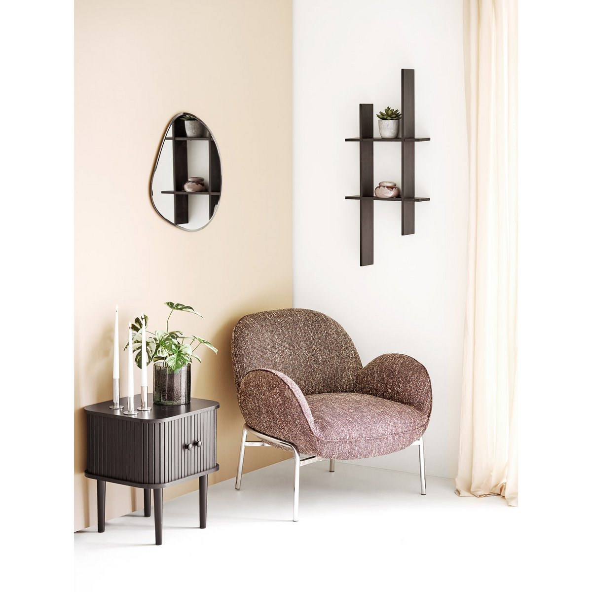 Table d’appoint Nikko noire – 2 portes – 45 × 40 × 50,5 cm