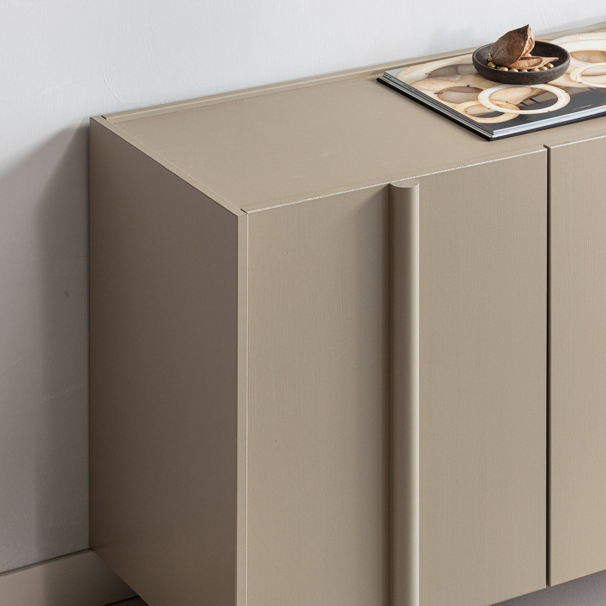 BASU BUFFET DE RANGEMENT PIN MUD [fsc]