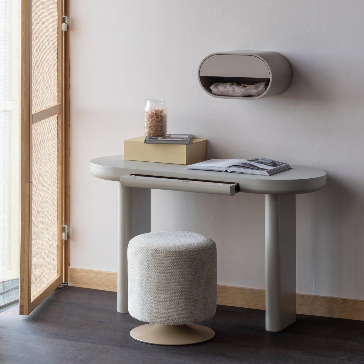 ISLEN POUF  AVEC PIED PIVOTANT BOUCLE BEIGE