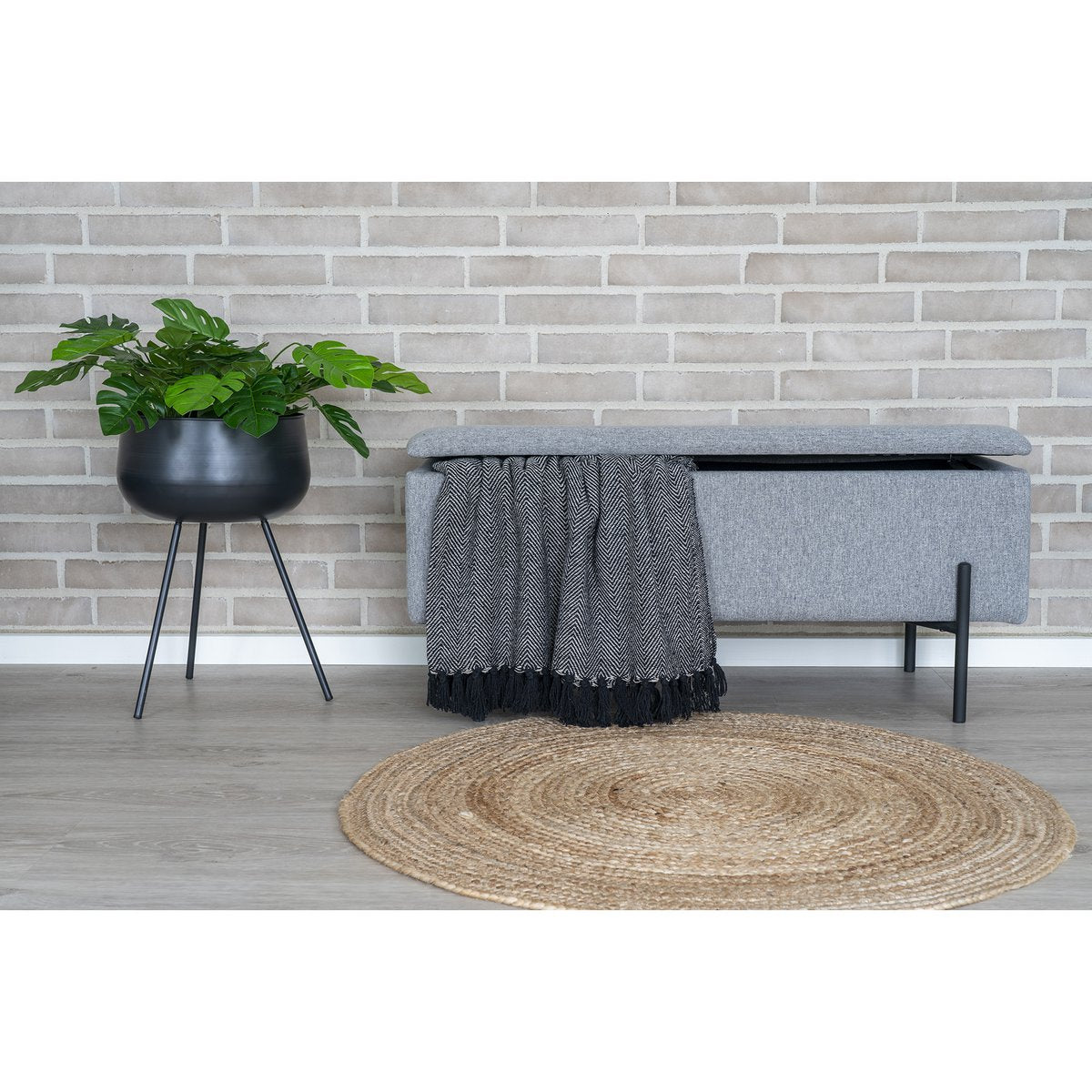 Banc coffre Watford – Polyester gris clair & pieds métal noir