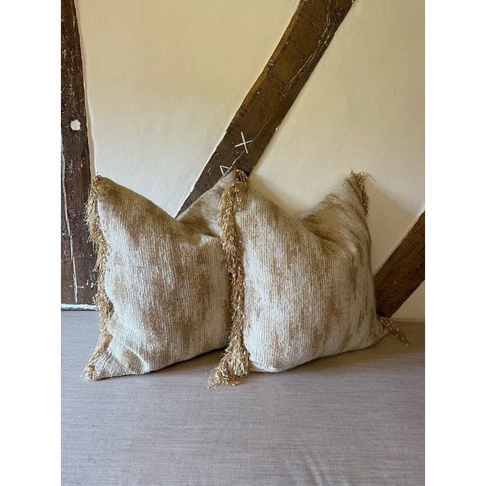Coussin décoratif fait main Ally 60x60