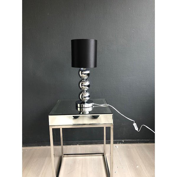 Lampe à poser Mini Globe chromée avec abat-jour noir – 53 cm