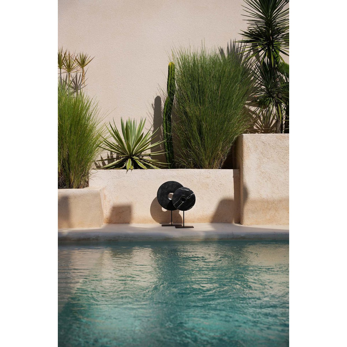 Disque de marbre sur support métal – Noir – M | Bazar Bizar