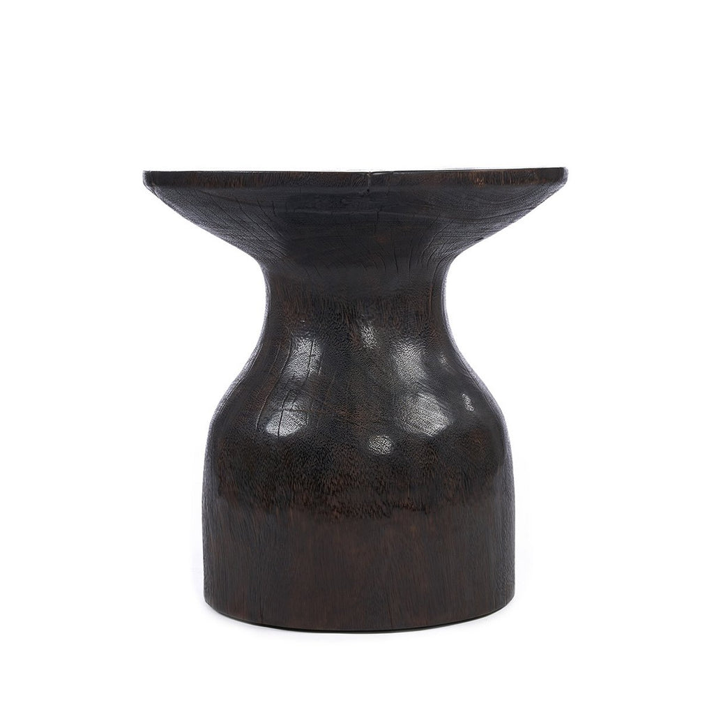 Table d’appoint en bois massif Hourglass – Noyer Foncé | Bazar Bizar