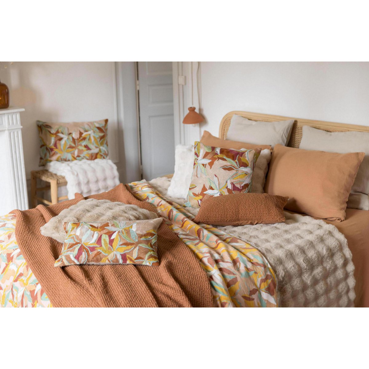 Coussin Maia Cuivre en coton recyclé nid d’abeilles 30 × 50 cm