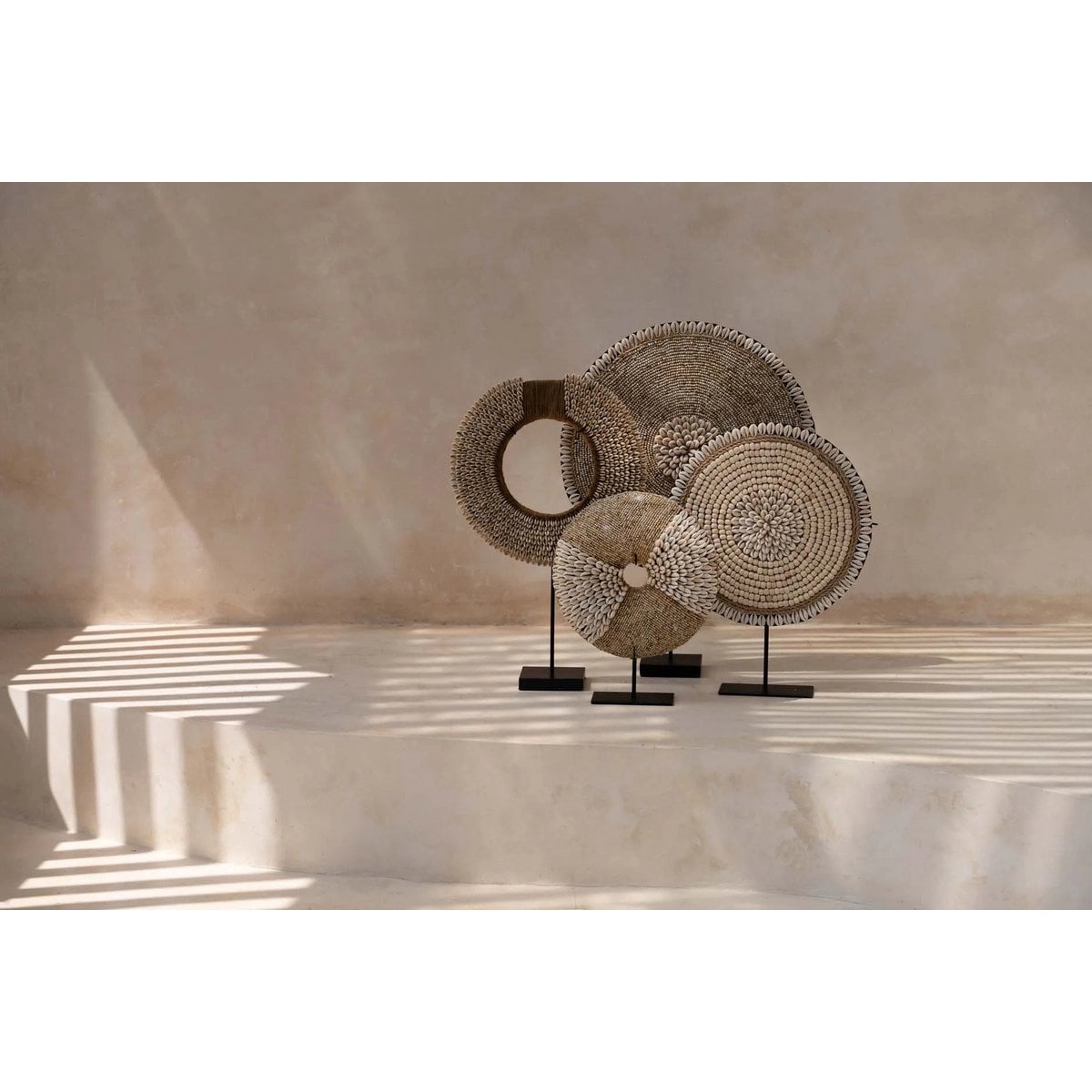 Shell Réunion sur support – décoration en coquillages naturels, 48 cm