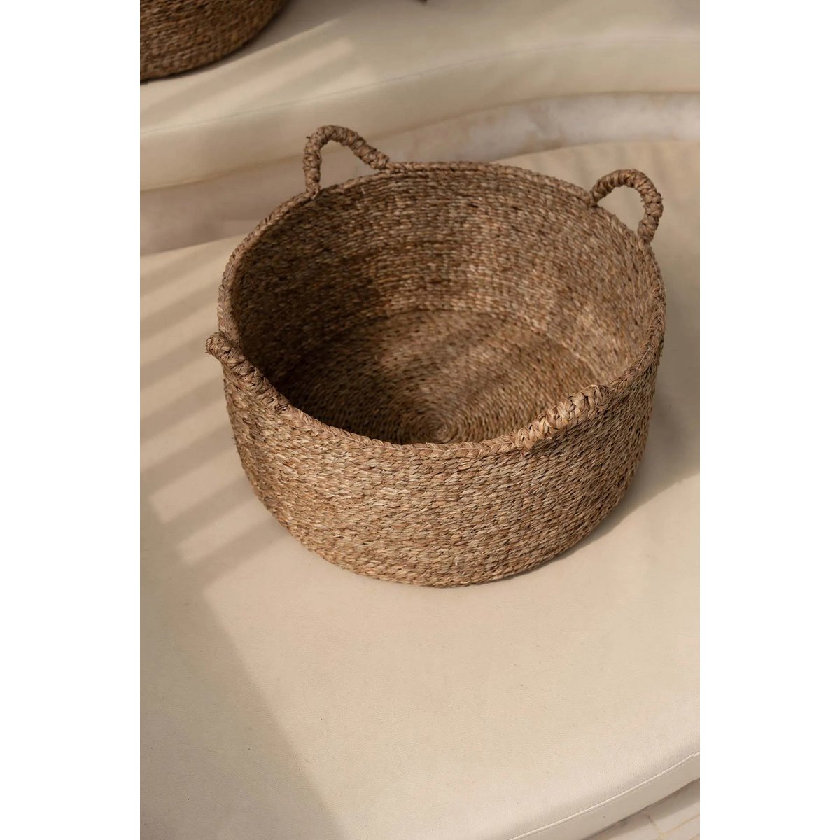 Panier de rangement en jonc de mer Quatre Mains – Naturel – S | Bazar Bizar