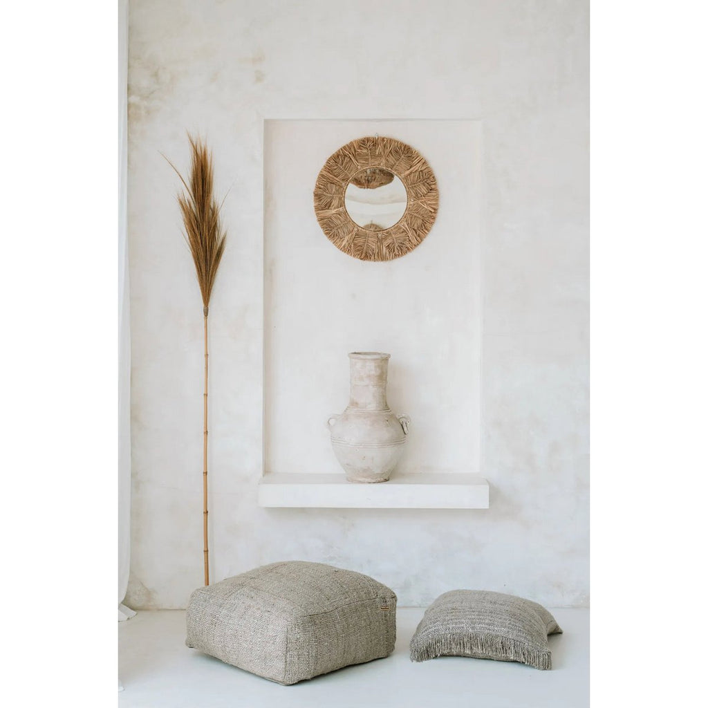 Housse de coussin en coton Oh My Gee – Beige – 60×60cm | Bazar Bizar