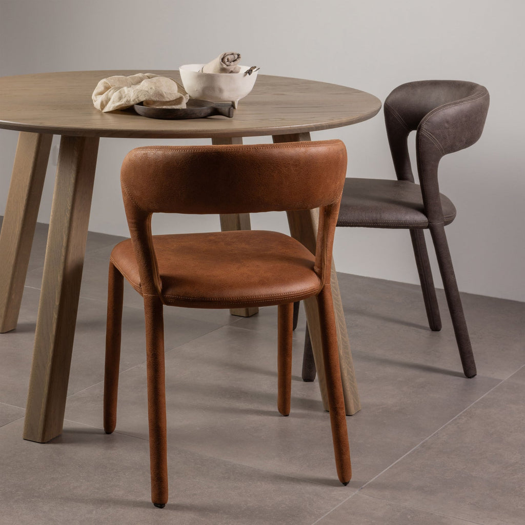 NOBLE CHAISE DE SALLE A MANGER ASPECT CUIR COGNAC