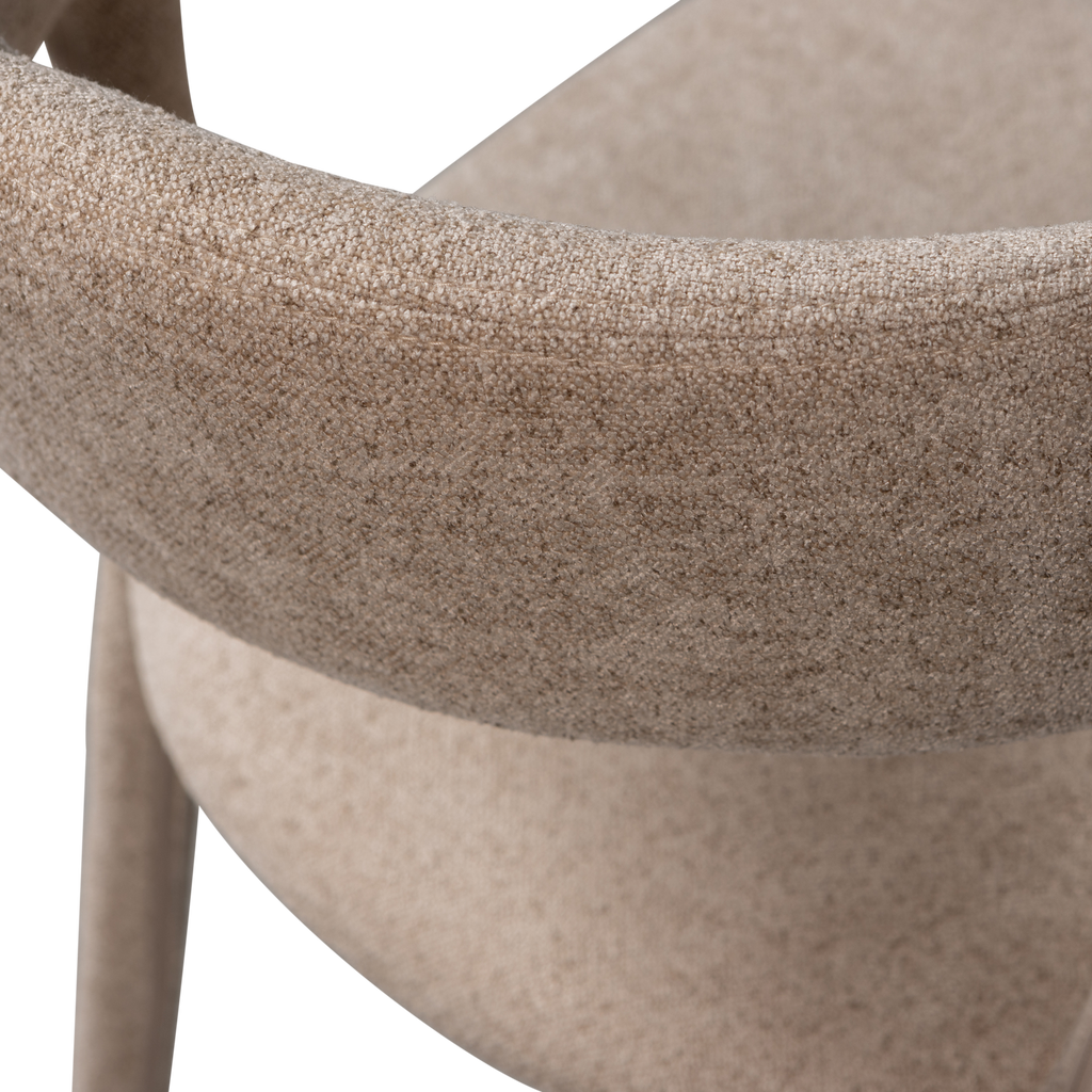 NOBLE CHAISE DE SALLE A MANGER SABLE