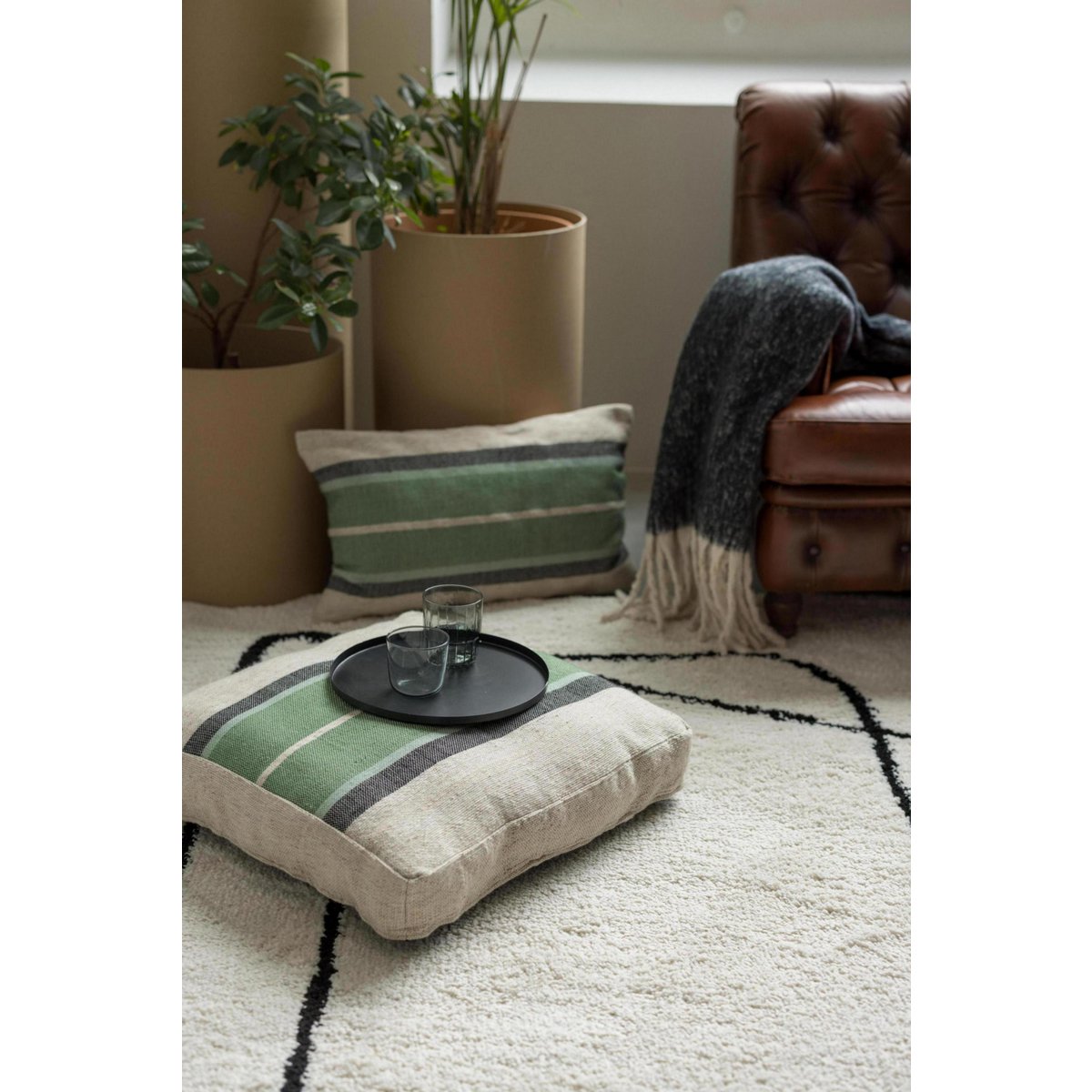 Coussin de sol Gatsby Eucalyptus PET recyclé 55 × 55 × 10 cm