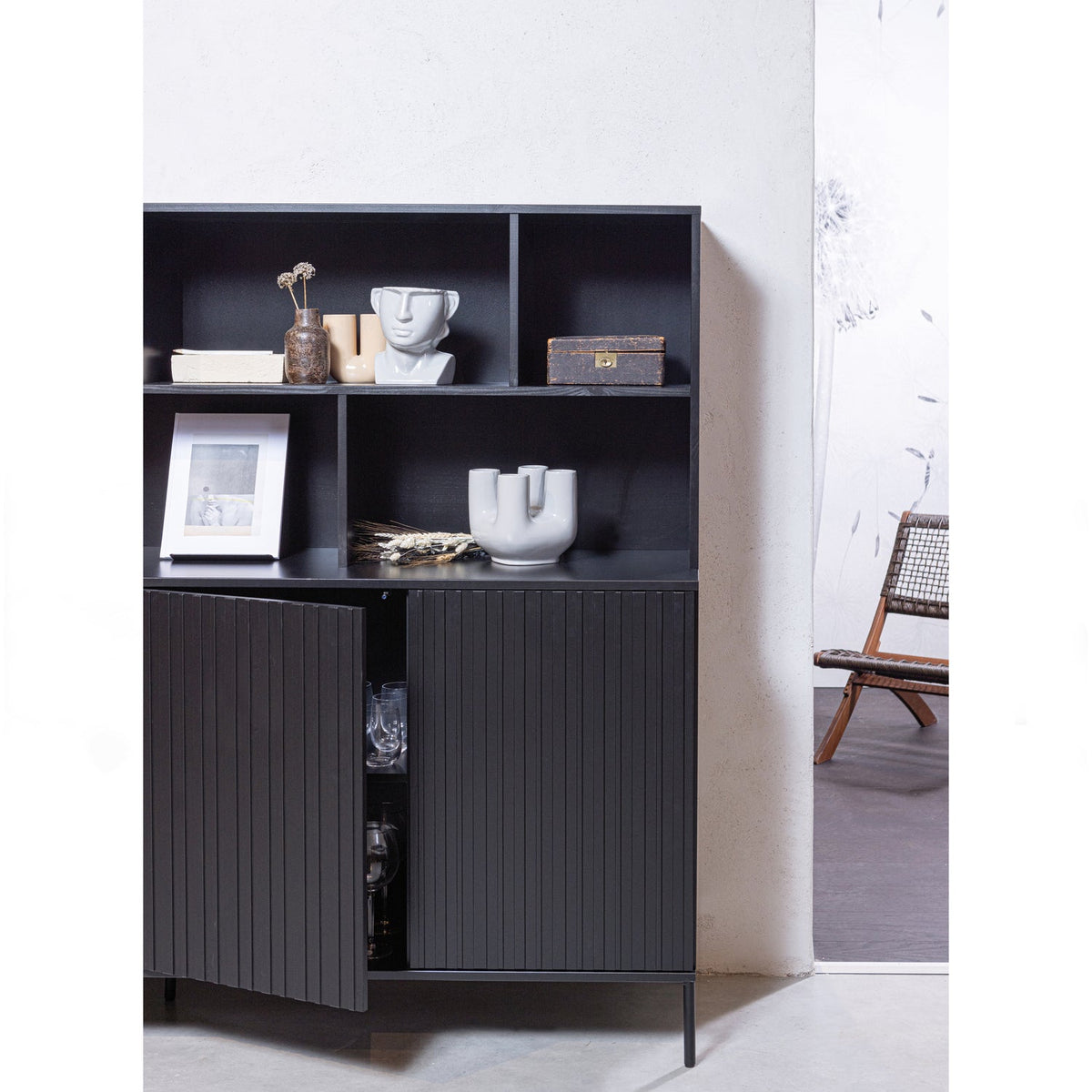 New Gravure – Armoire murale en pin noir