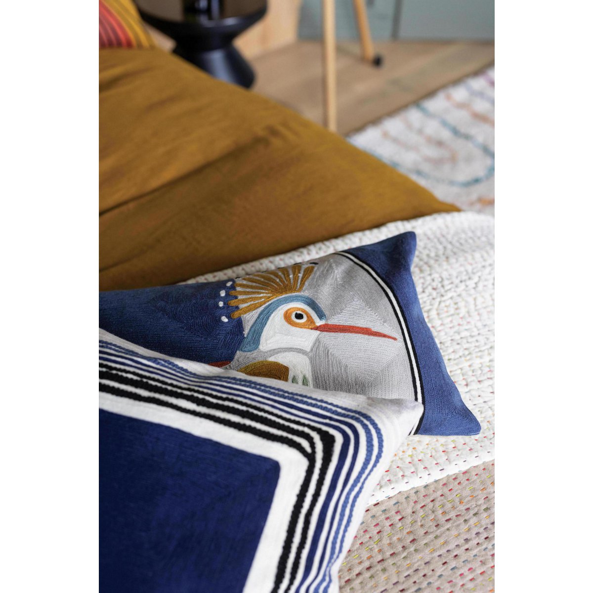 Coussin brodé Cassie Marine 45 x 45