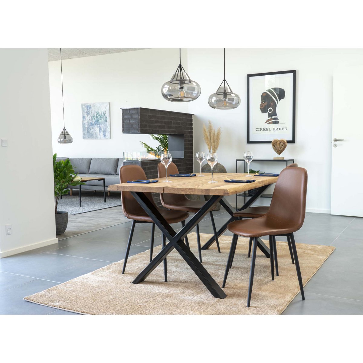 Chaise de salle à manger Stockholm - Marron, cuir PU, pieds en métal noir, 54x44x88cm - lot de 2