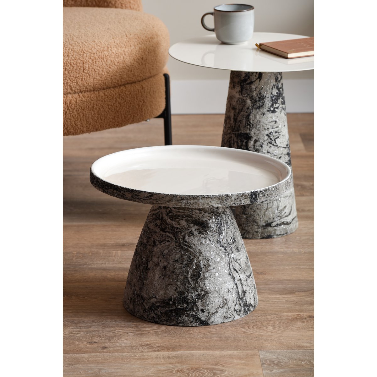 Table d'appoint en marbre mosaïque
