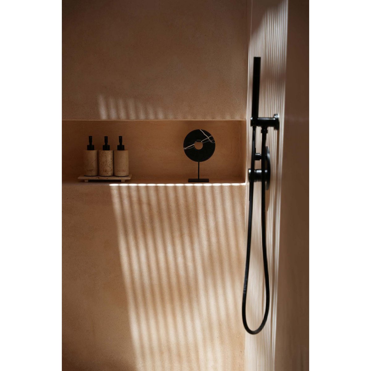 Disque de marbre sur support métal – Noir – M | Bazar Bizar