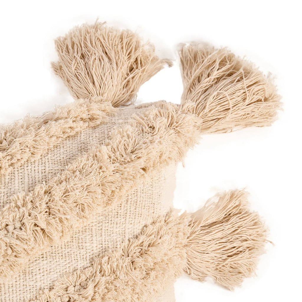 Housse de coussin à pompons Nomad – Crème – 35×60cm | Bazar Bizar