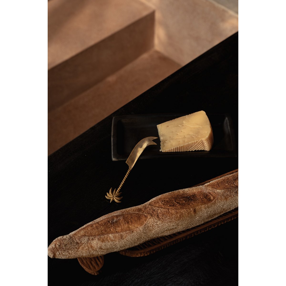 Planche à pain en bois de teck – Naturel – 45cm | Bazar Bizar