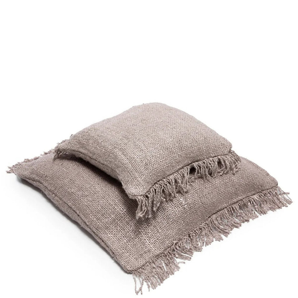 Housse de coussin en coton Oh My Gee – Gris Perle – 60×60cm | Bazar Bizar