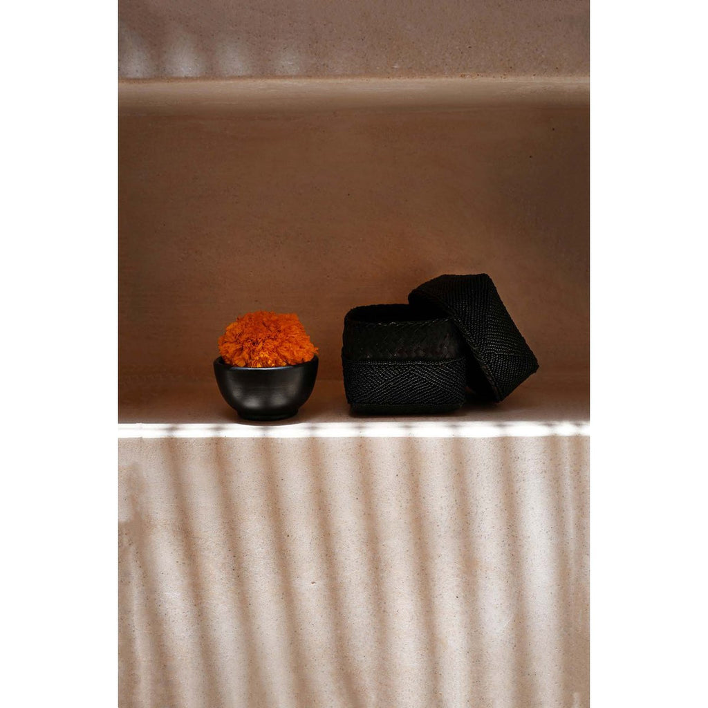 Bol en terre cuite brûlée Burned Bowl – Noir – S | Bazar Bizar
