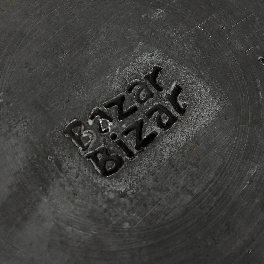 Assiette en terre cuite brûlée Burned Classic – Noir – M | Bazar Bizar