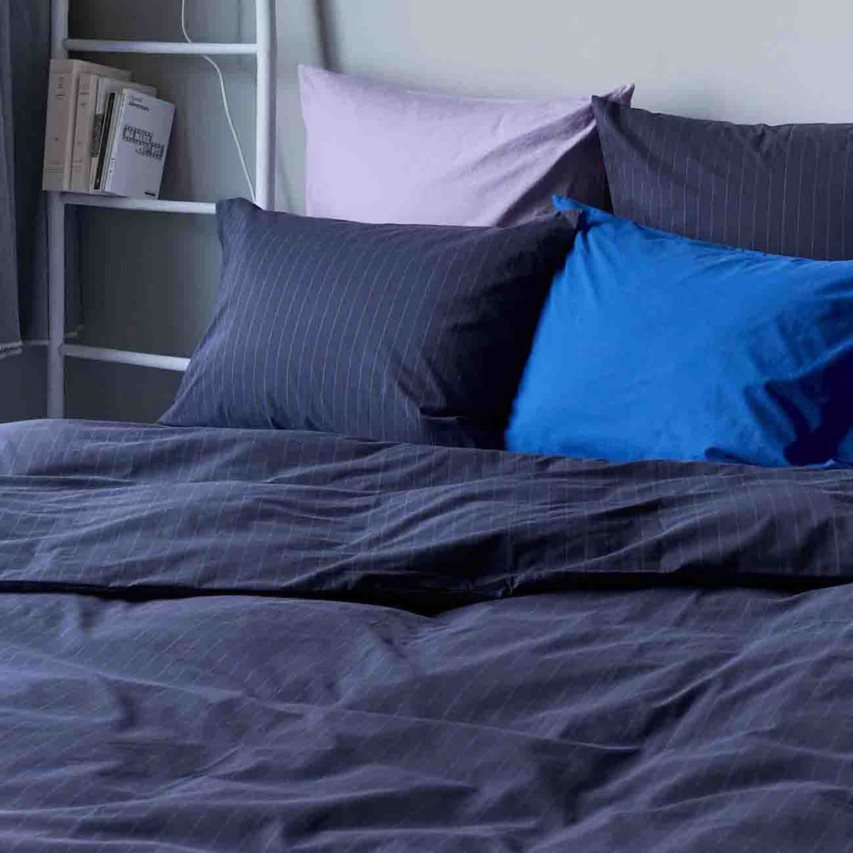 Line Blue – Taie d'Oreiller – 65x65